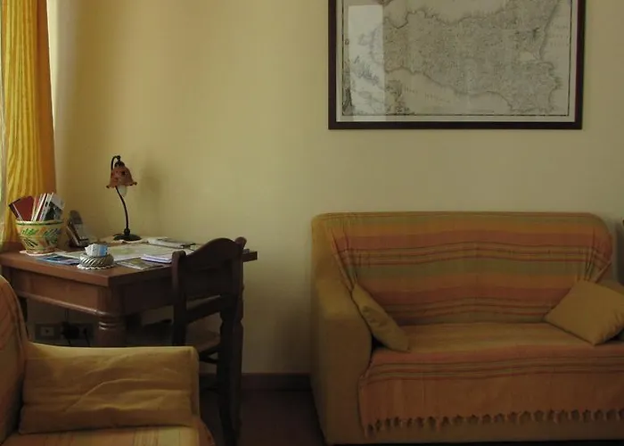 住宿加早餐酒店 阿贡住宿加早餐旅馆 陶尔米纳