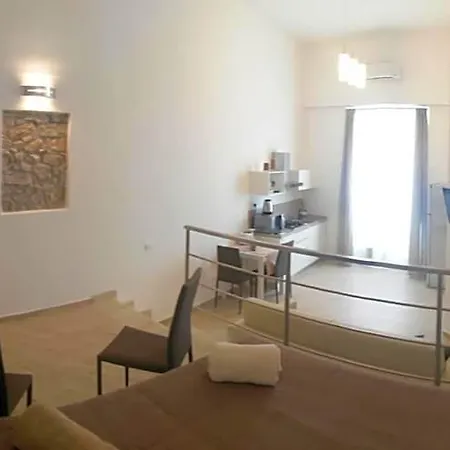 Agon Bed & Breakfast 3*