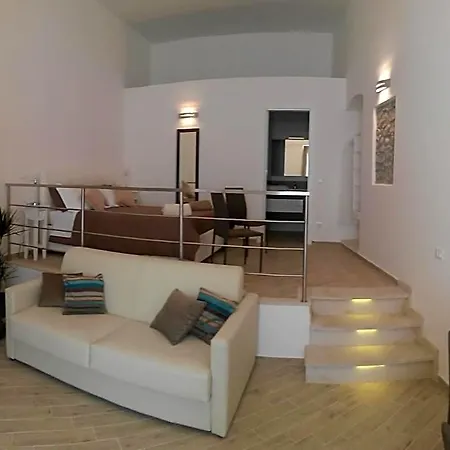 Agon Bed & Breakfast 3*