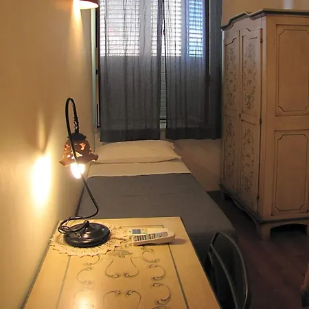 Agon Bed & Breakfast 3*