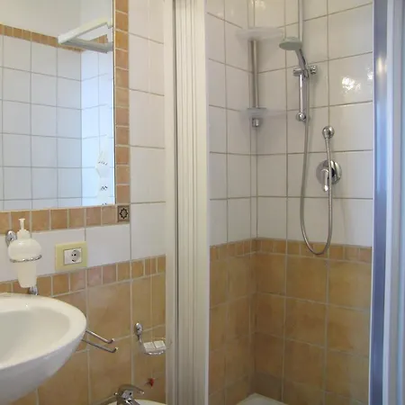 Agon טאורמינה