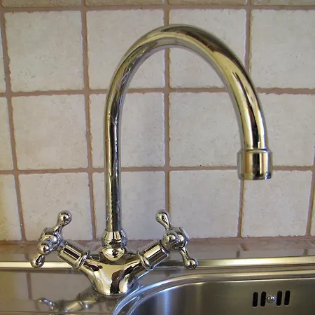 לינה וארוחת בוקר Agon טאורמינה